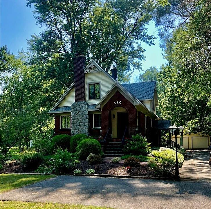 2nd image of 580 Campbell Blvd