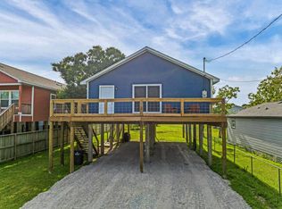 1030 12th St, San Leon, TX 77539