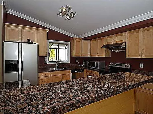 1406 168th Ave NE, Bellevue, WA 98008