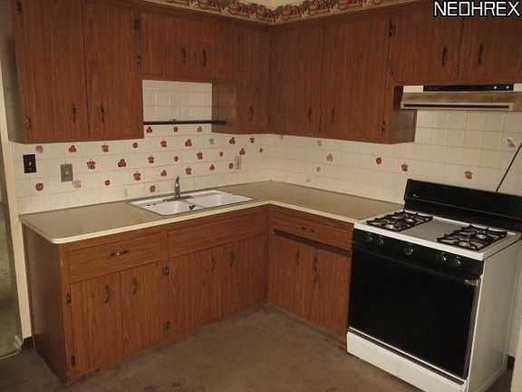 4th image of 4423 Tuxedo Ave
