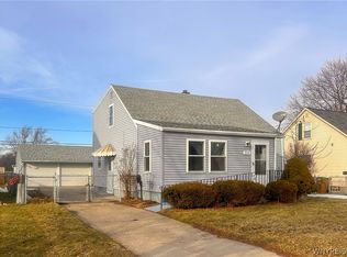 250 Danbury Dr, Cheektowaga, NY 14225