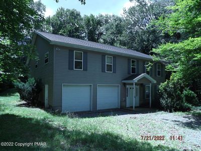 1095 Salamanca Dr, Tobyhanna, PA, 18466