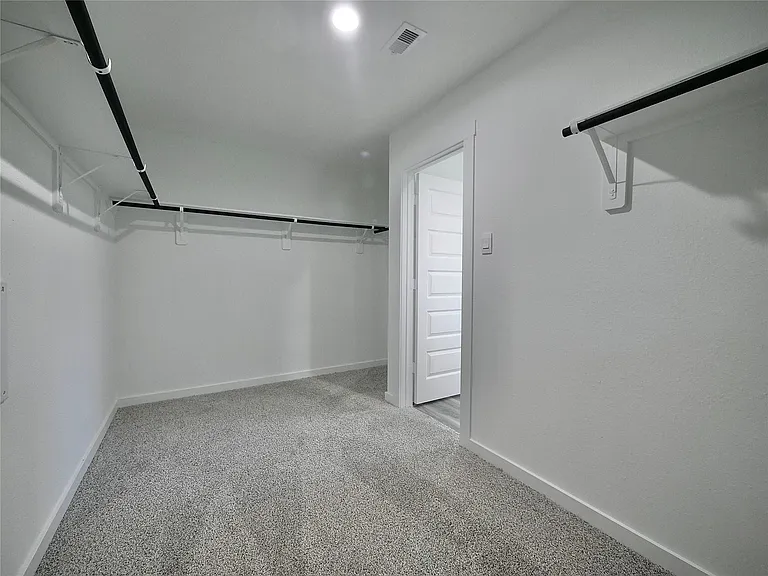 3414 Dursley Landing Ct — Photo 32