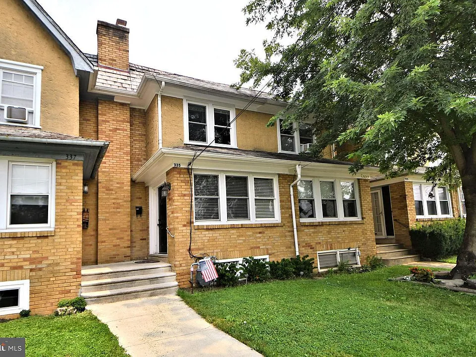 335 Stuart Ave
