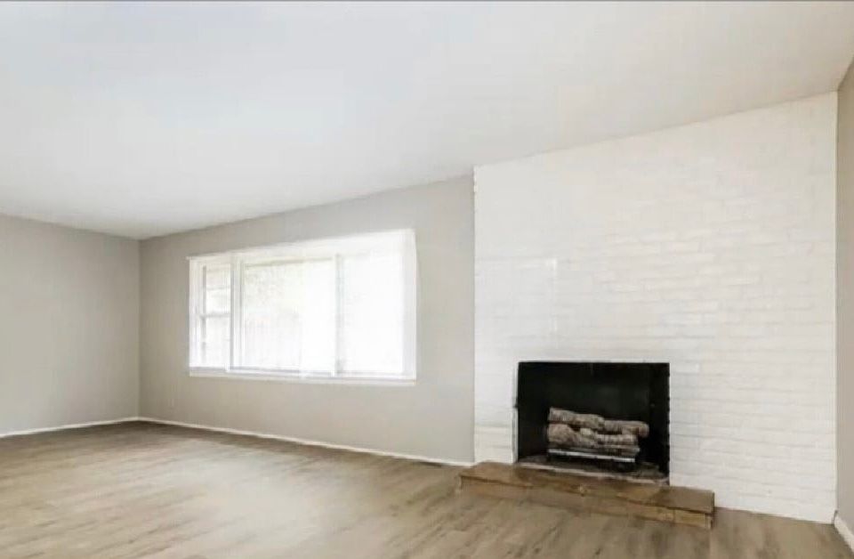1st image of 8531 Meredith Ave