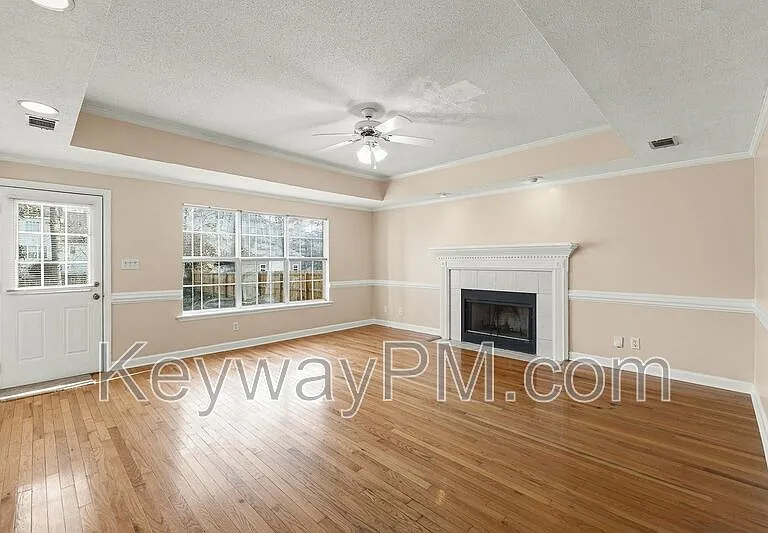 1063 Waltons Pass — Photo 11