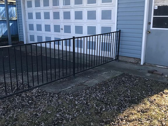 2nd image of 3026 Linden Ave