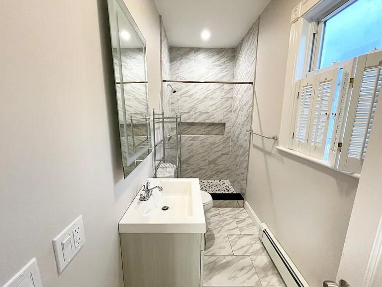 226 Parker Hill Ave #2L — Photo 10