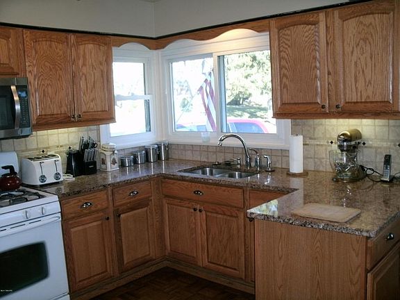 3rd image of 743 Shawmut Blvd NW