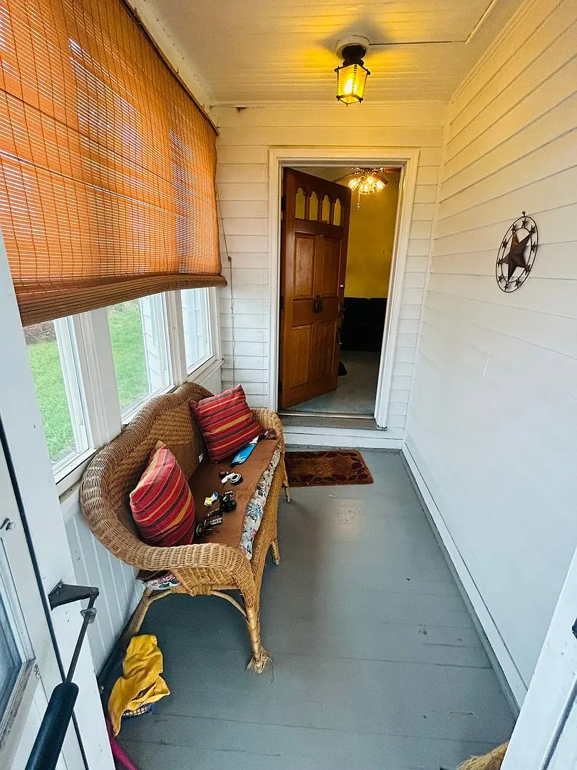 PM 219 W Main St — Photo 3