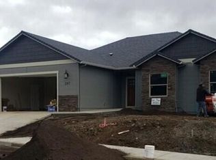 297 Echo Way, Eagle Pt, OR 97524