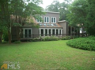 207 Hidden Valley Rd, Fayetteville, GA