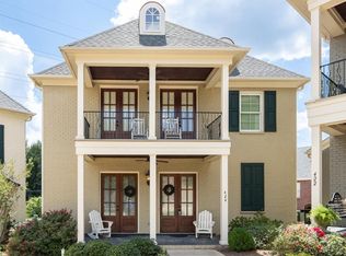 424 Saint Remy Blvd, Oxford, MS 38655