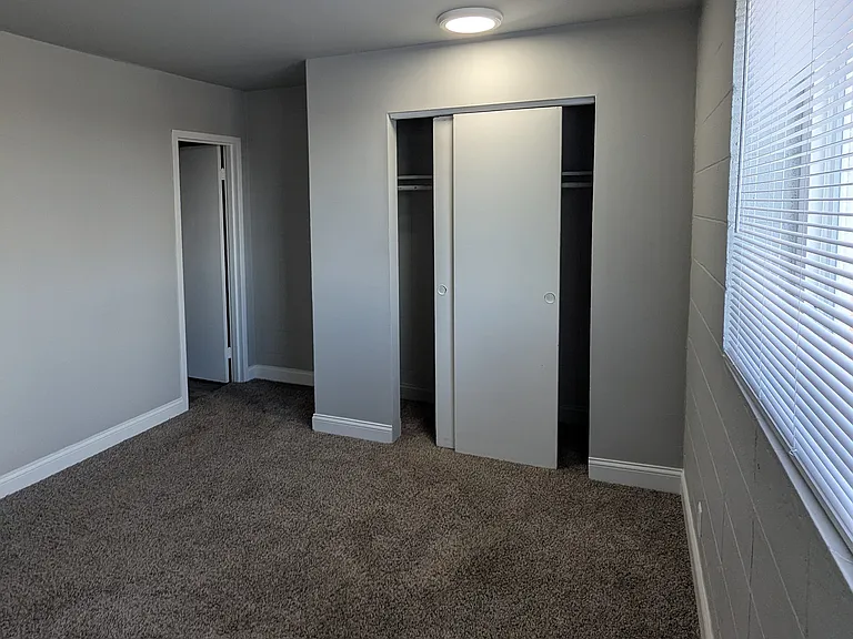 Campus View Apartments — Photo 18