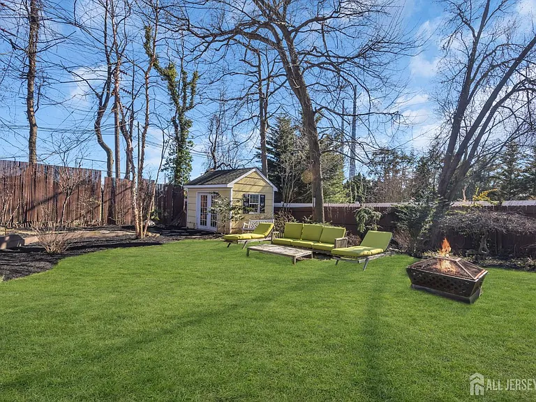 1430 Kearney Dr — Photo 48