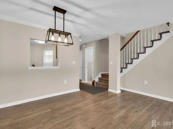 129 Adamecs Way, South Amboy, NJ 08879