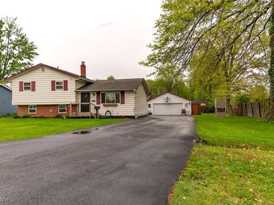 7476 Dahlia Dr, Mentor On The Lake, OH, 44060