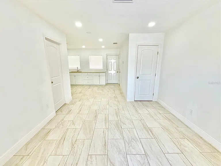 2117 Calusa Trl #B — Photo 4