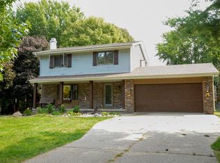 1407 SE 68th St, Pleasant Hill, IA 50327
