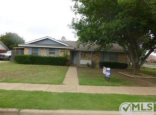 411 Cliff Dr, Garland, TX 75042