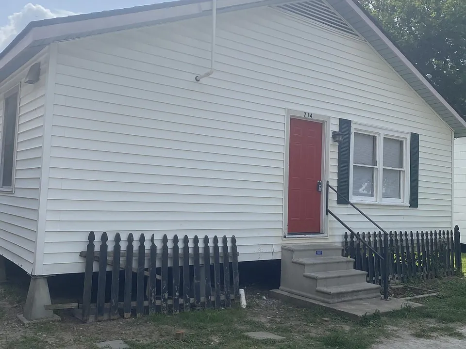 714 Evangeline Dr