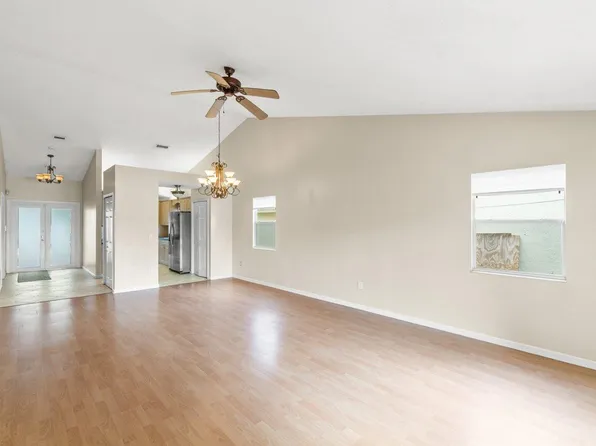 1822 Edgewater Drive, Boynton Beach, FL 33436