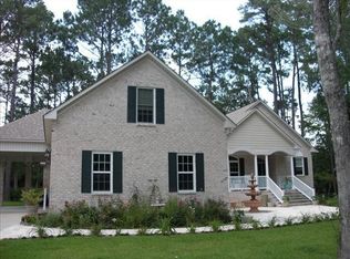 907 Nautilus Ct, New Bern, NC 28560