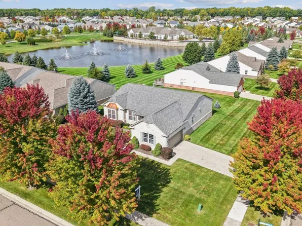 6351 Prairie Dunes Dr, Grand Blanc, MI 48439