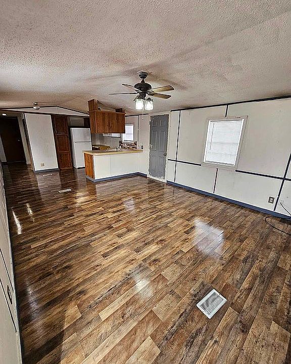 1st image of 4494 Taft Ave SE #C-42