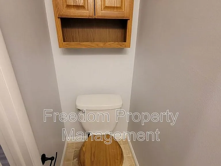 7974 Tyson Oaks Cir — Photo 19