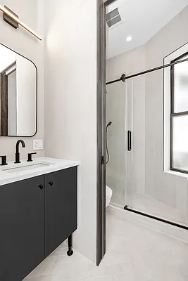 Rented by REAL New York | media 5