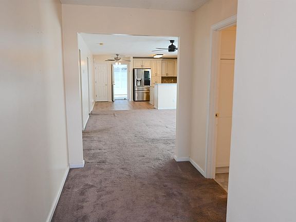 3rd image of 122 Flinchum Pl