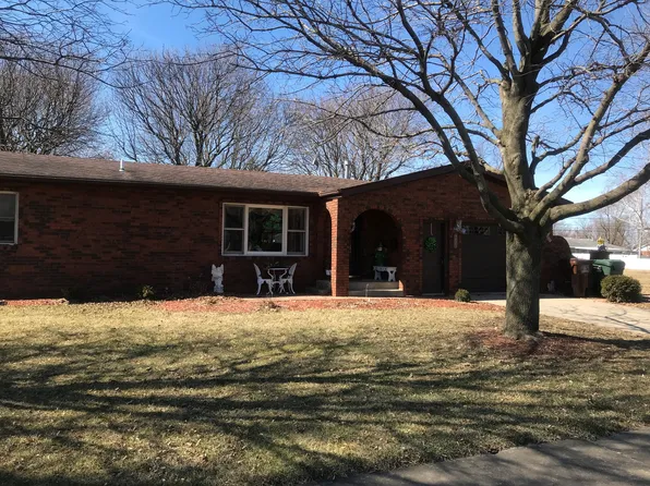 355 N Vernon St, Herscher, IL 60941