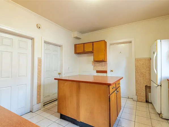 94-67 44th Avenue image 6 of 26