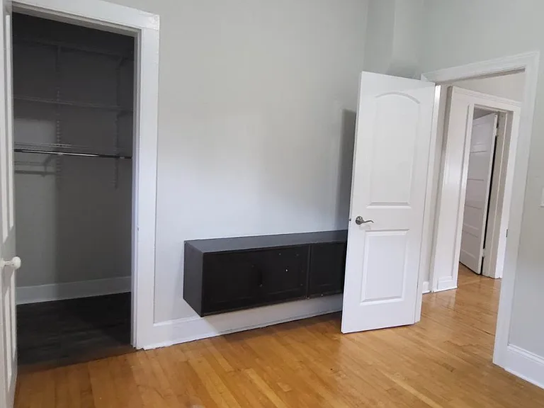 862 N. Marshfield Ave. — Photo 9