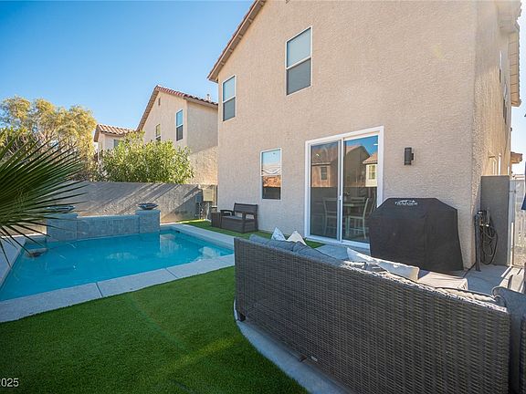 5th image of 264 Bella Matese Ave