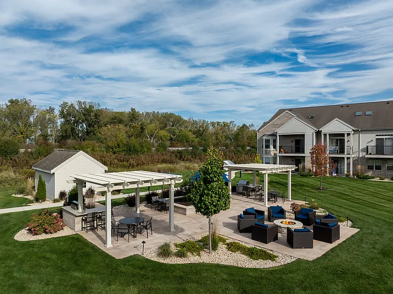 Lake Pointe — Photo 7