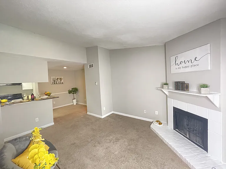 The Park @ Live Oak Apartments — Photo 37