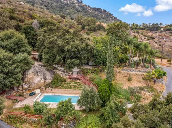 14949 Woods Valley Rd, Valley Center, CA 92082