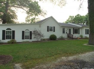 1711 Franklin St, Carlyle, IL