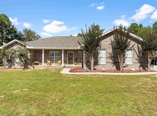 1660 Noir Ln, Cantonment, FL 32533