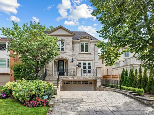 235 Hillhurst Blvd, Toronto, ON M5N 1P3