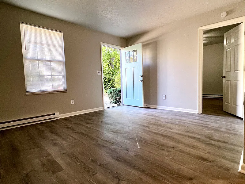 1 bed, 1.0 bath, 540 sqft, $1,395 — Photo 3