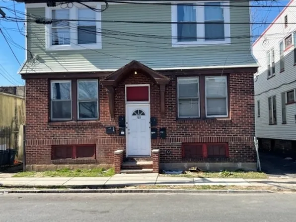 303 Hobson St, Newark City, NJ 07112