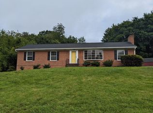5103 Glen Heather Dr, Roanoke, VA 24018