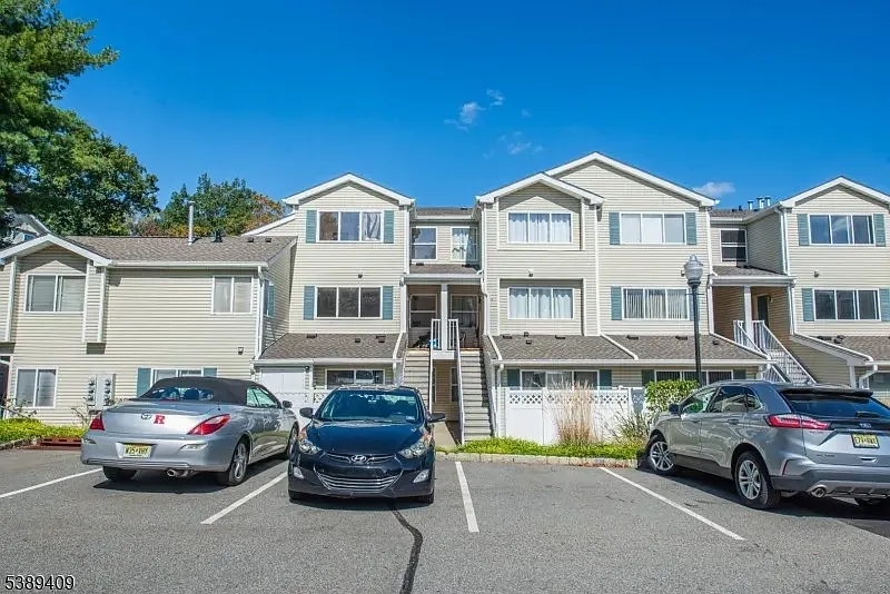 17 Livingston Rd #17