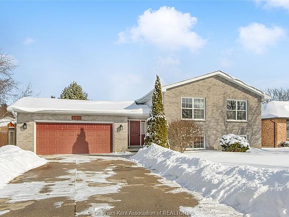 3rd image of 145 Valley Rd