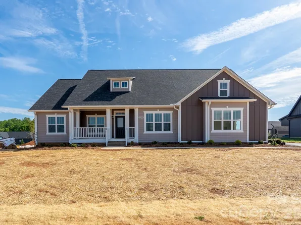 1199 Stonegate Dr, Salisbury, NC 28147
