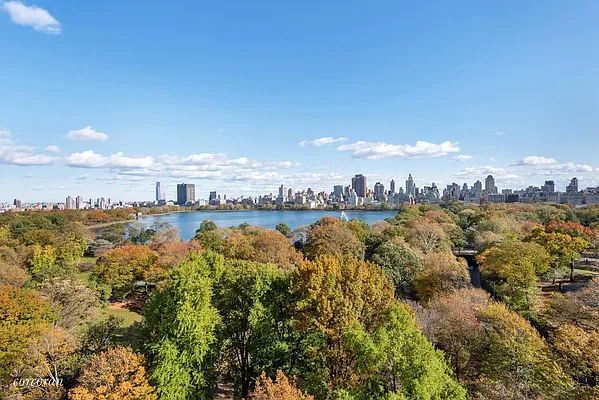 Sold by Corcoran | media 21