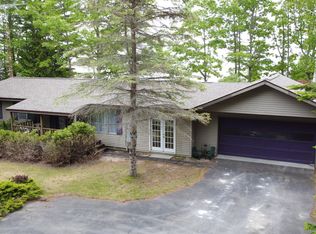 3977 El Cajon Beach Rd, Alpena, MI 49707